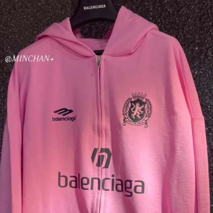 BALENCIAGA  |Men's Paris Soccer Zip-up Hoodie Medium Fit in Neon Yellow