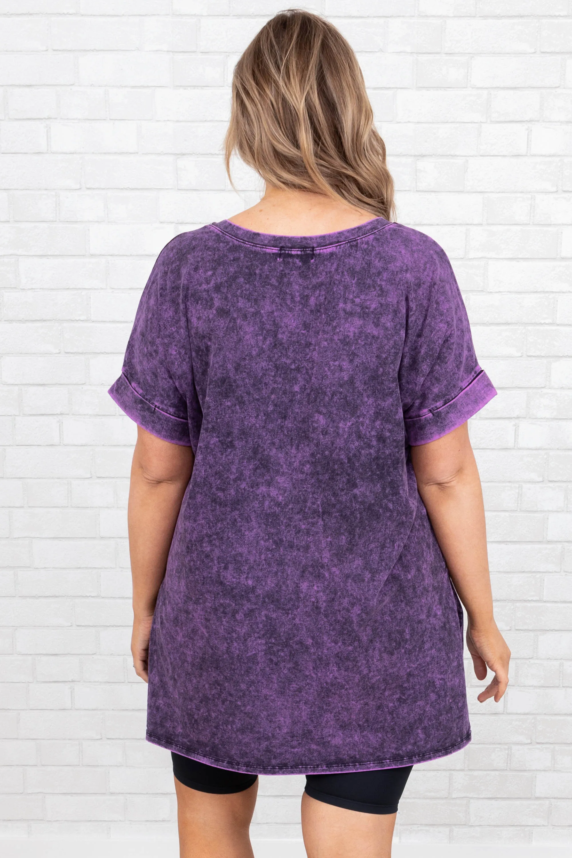 Comfy Travels Top, Neon Violet Mineral Wash