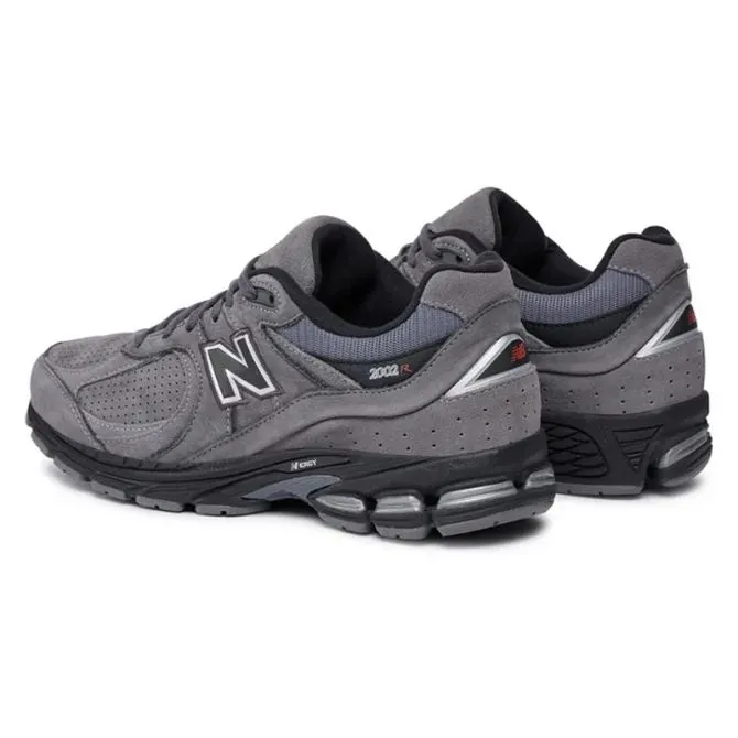 NEW BALANCE SNEAKERS M2002REH