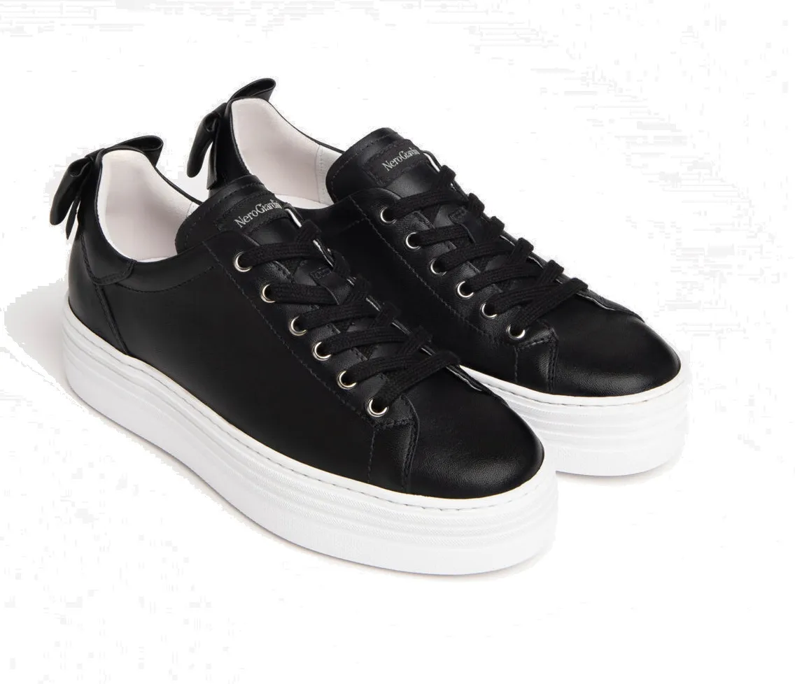 SNEAKERS NEROGIARDINI DONNA GUANTO NERO PU.MONOD.CAPRAIA 927 E306520D/100