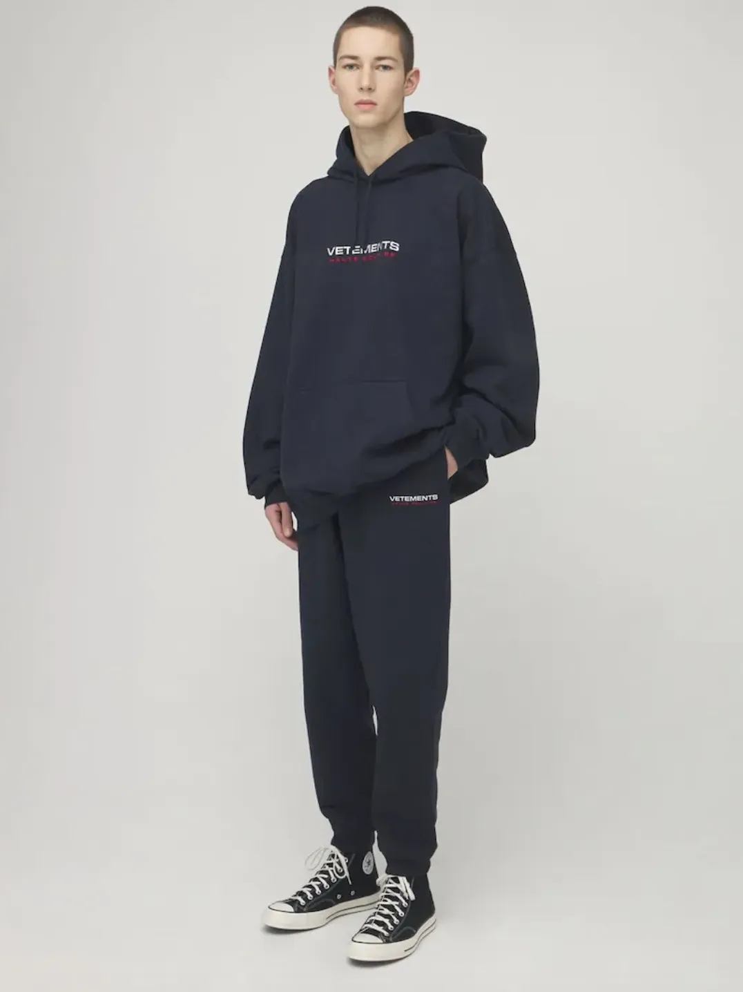 VETEMENTS  |Unisex Street Style Oversized Logo Hoodies